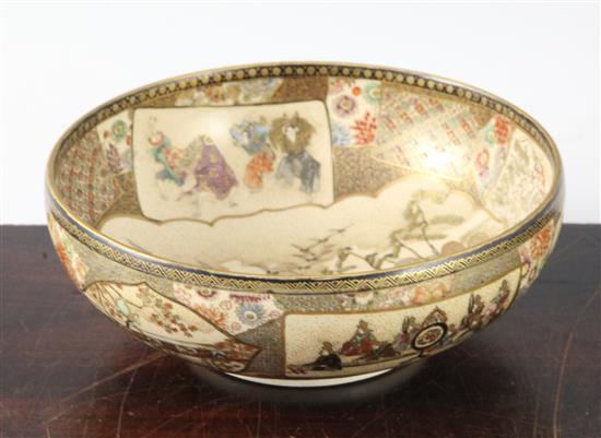 A Japanese Satsuma pottery bowl, Meiji period, 15.5cm
